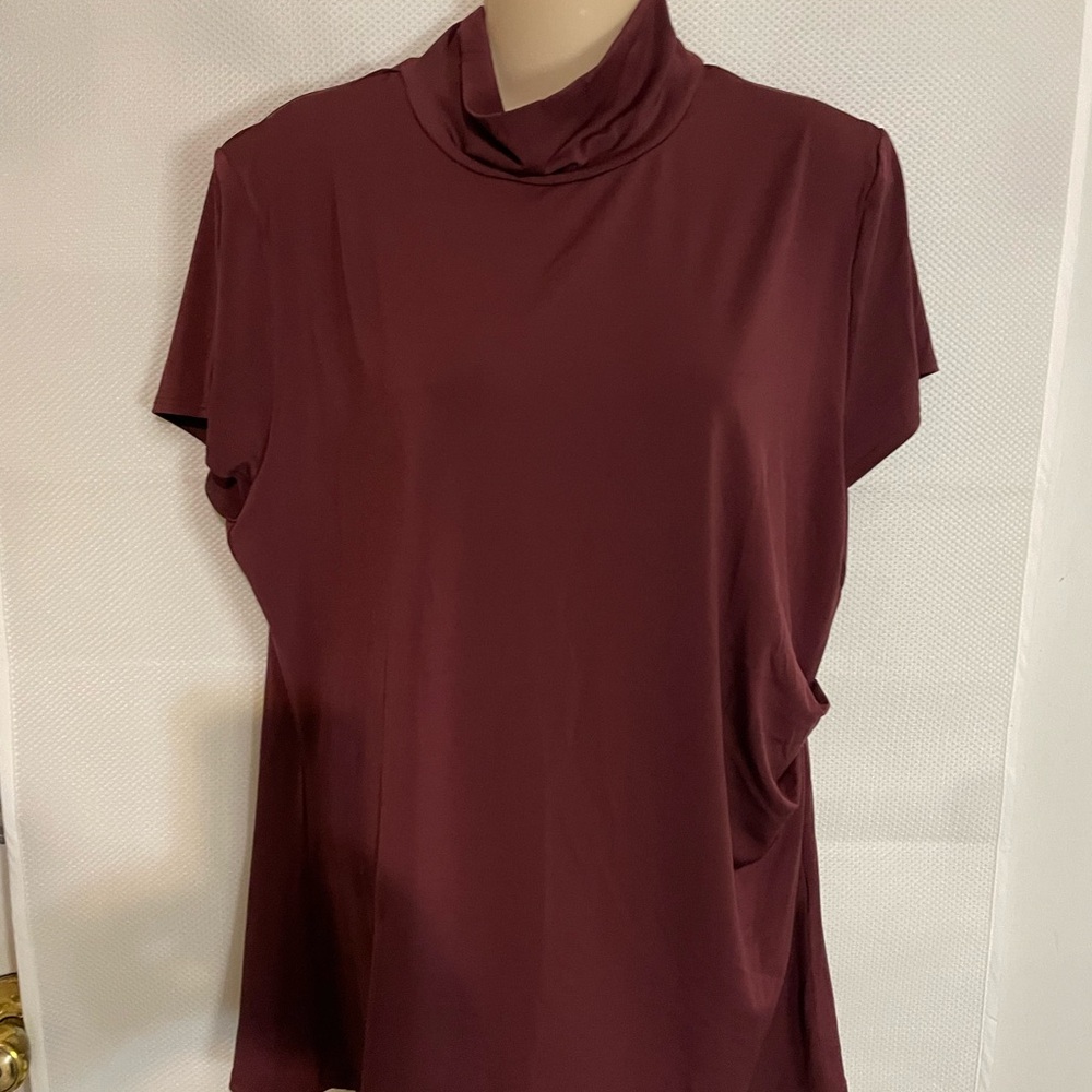 Halston Heritage Deep Burgundy Short Sleeve Tee
